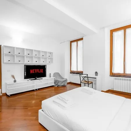 Homely Flat St Lorenzo Апартаменты Милан