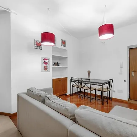 Homely Flat St Lorenzo Апартаменты