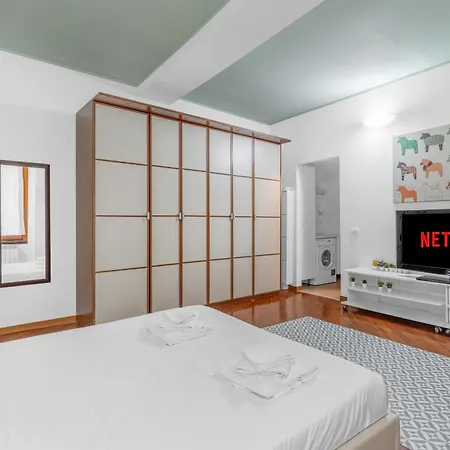 Newly Renovated Homely Flat St Lorenzo * Milano